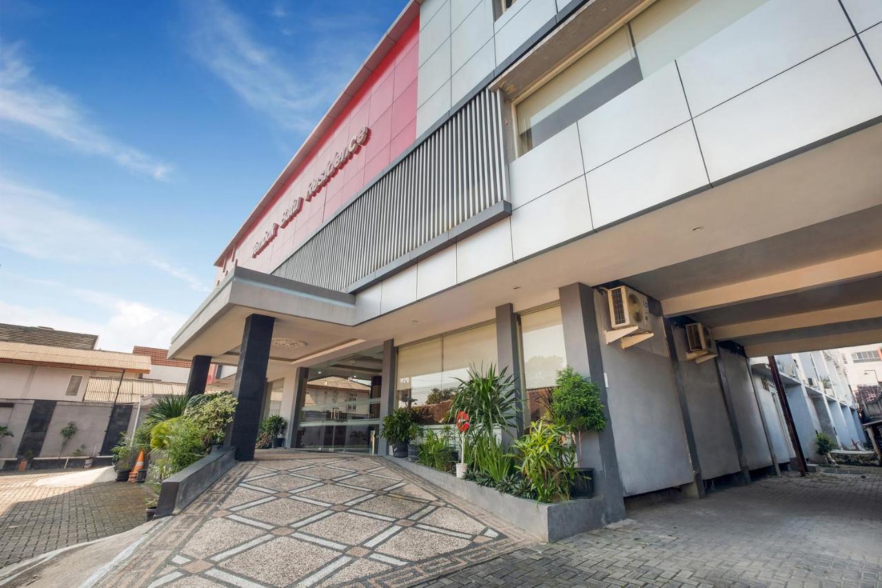 Oyo Flagship 3726 Tembok Batu Residence Tugu Dış mekan fotoğraf