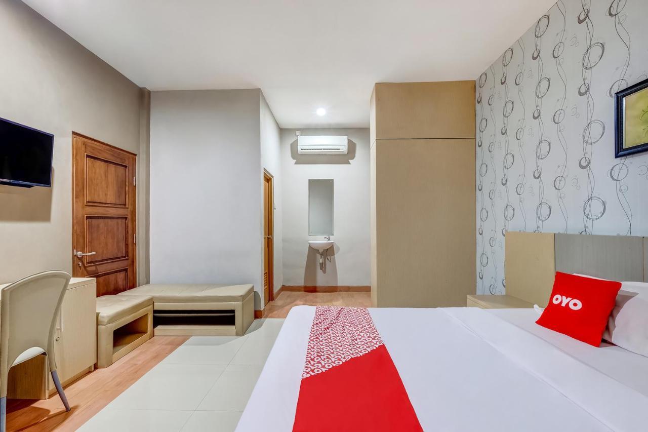 Oyo Flagship 3726 Tembok Batu Residence Tugu Dış mekan fotoğraf
