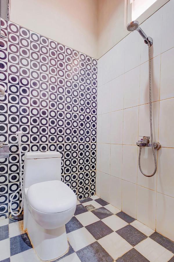 Oyo Flagship 3726 Tembok Batu Residence Tugu Dış mekan fotoğraf