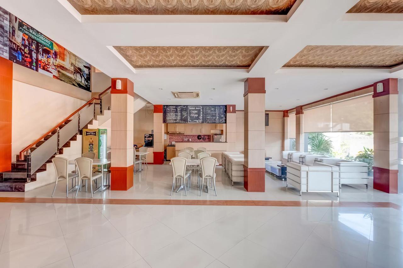 Oyo Flagship 3726 Tembok Batu Residence Tugu Dış mekan fotoğraf