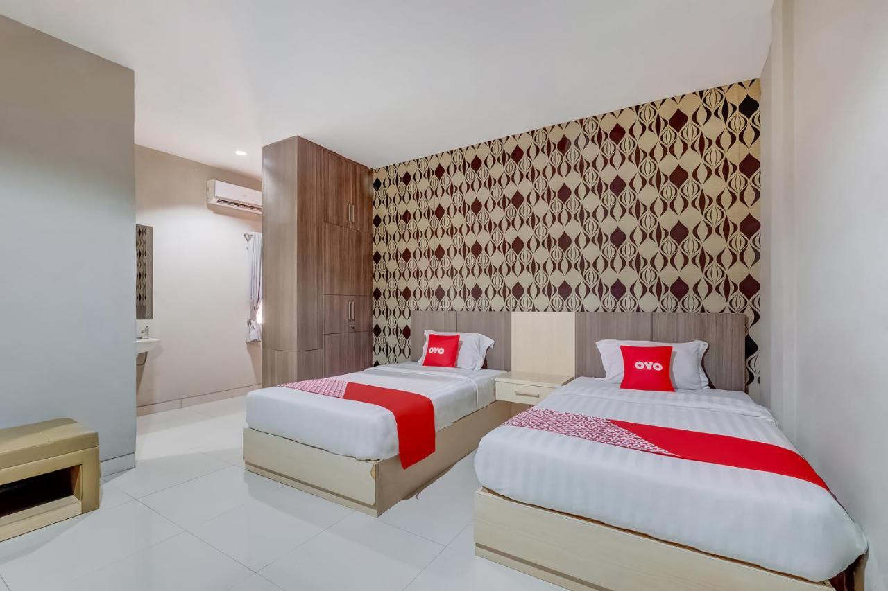 Oyo Flagship 3726 Tembok Batu Residence Tugu Dış mekan fotoğraf