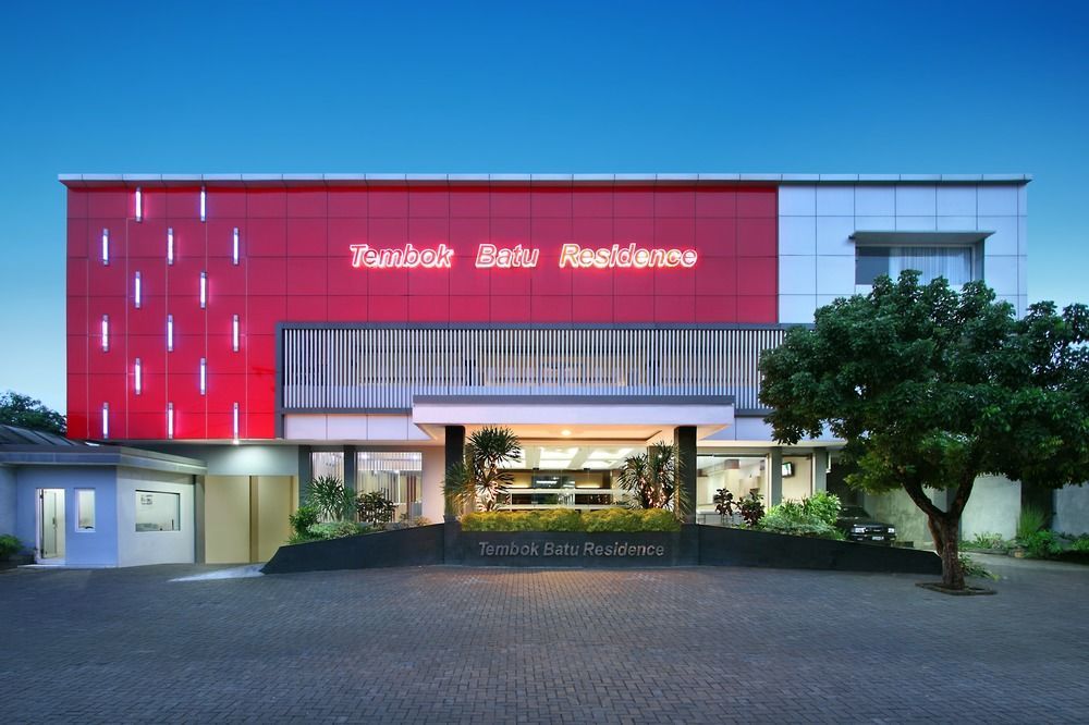 Oyo Flagship 3726 Tembok Batu Residence Tugu Dış mekan fotoğraf